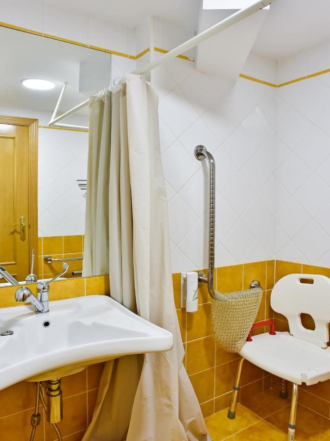 Hostal La Colmena Vicolozano ภายนอก รูปภาพ