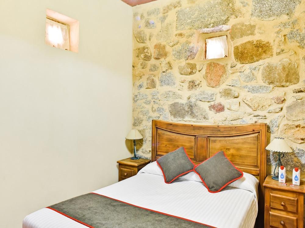 Hostal La Colmena Vicolozano ภายนอก รูปภาพ